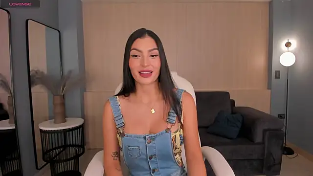 Snapshot of AbbyDalton chatting on February 17, 2025, 11:23 am AbbyDalton online show from February 17, 2025, 11:23 am