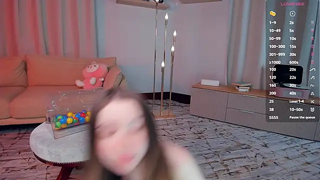 DominikaElis online show from March 27, 2026, 7:02 pm