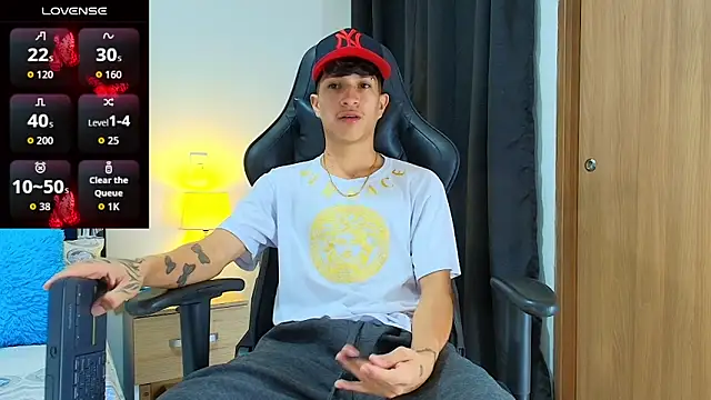  CamiloBass online show from May 24, 2026, 12:48 am