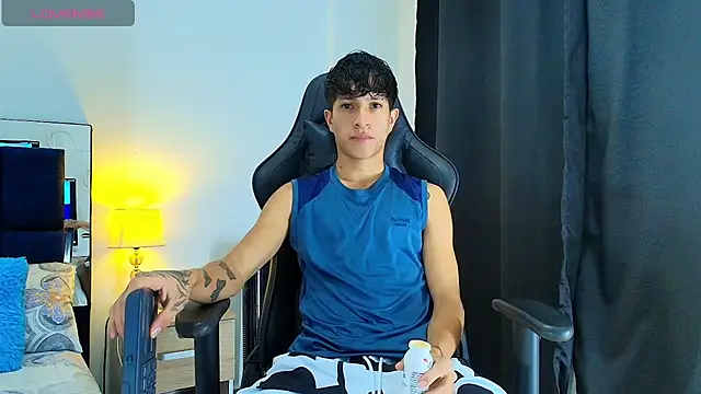  CamiloBass online show from July 12, 2026, 12:34 am