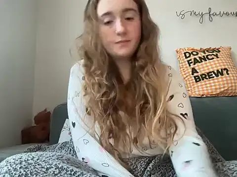 lilsbabyxo online show from October 25, 2025, 7:05 am