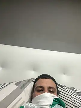 Snapshot of yayaya55598 chatting on December 6, 2024, 5:33 pm yayaya55598 online show from December 6, 2024, 5:33 pm