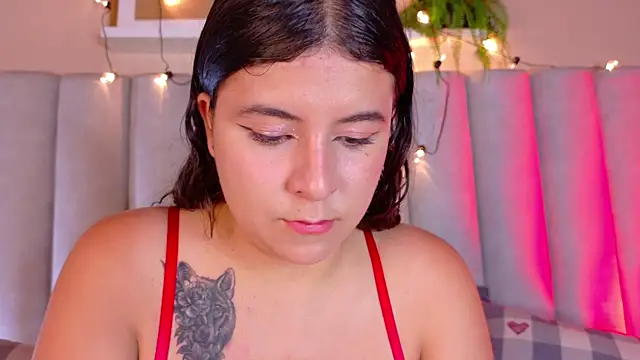 Snapshot of EngelStone chatting on September 17, 2025, 7:37 pm EngelStone online show from September 17, 2025, 7:37 pm