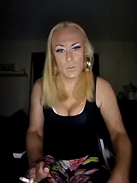 Snapshot of Connie_Pepper chatting on January 23, 2025, 2:33 am Connie Pepper online show from January 23, 2025, 2:33 am