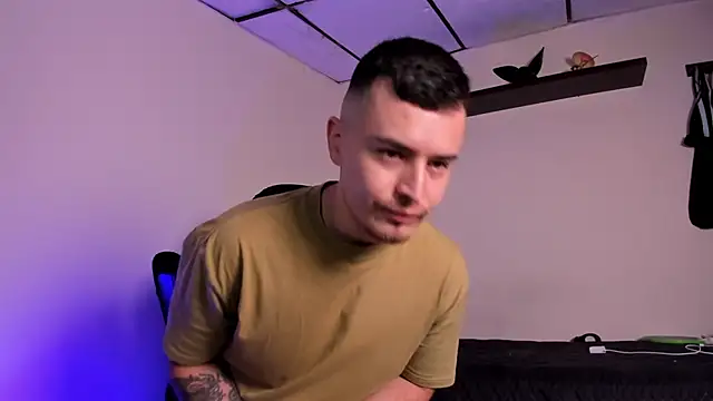 james connor2 online show from December 17, 2025, 7:31 pm