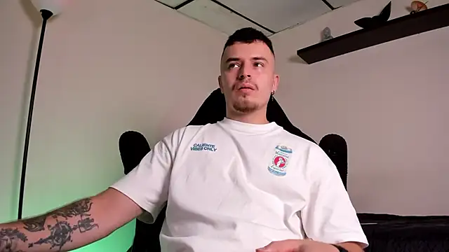 james connor2 online show from February 4, 2026, 7:31 pm