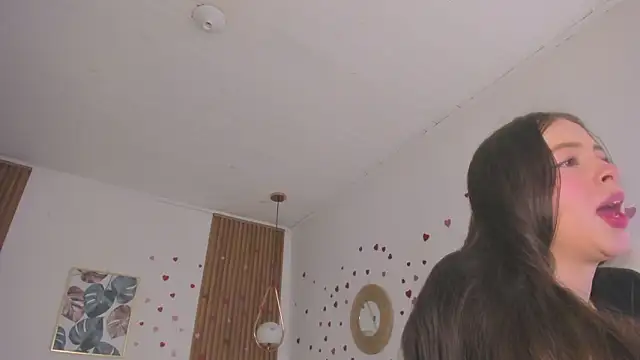 TiffanyWright online show from March 27, 2026, 1:22 pm