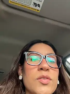 Snapshot of ValeriEvan chatting on May 28, 2026, 6:38 pm ValeriEvan online show from May 28, 2026, 6:38 pm