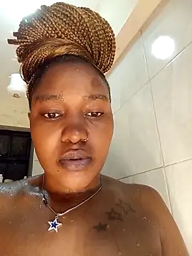 Snapshot of Pretty_tiffany chatting on November 2, 2025, 9:28 pm Pretty tiffany online show from November 2, 2025, 9:28 pm