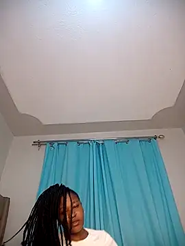 Snapshot of Pretty_tiffany chatting on March 2, 2026, 5:08 am Pretty tiffany online show from March 2, 2026, 5:08 am