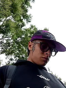 Snapshot of Cuervo_maniaco chatting on January 9, 2025, 3:34 pm Cuervo maniaco online show from January 9, 2025, 3:34 pm