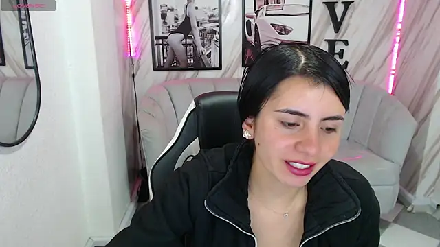 Snapshot of _samantha_b chatting on January 29, 2025, 12:56 pm samantha b online show from January 29, 2025, 12:56 pm