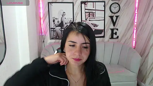 Snapshot of _samantha_b chatting on March 10, 2025, 12:59 pm samantha b online show from March 10, 2025, 12:59 pm