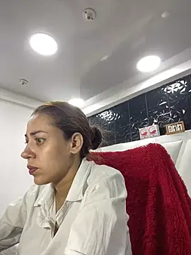 Snapshot of AnnbellaRosse chatting on February 11, 2025, 3:29 pm AnnbellaRosse online show from February 11, 2025, 3:29 pm