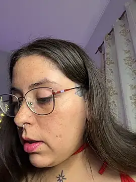 Mizztikaa online show from April 7, 2026, 6:41 pm