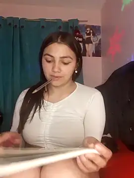 Snapshot of Nahiara_velez chatting on December 2, 2024, 4:53 am Nahiara velez online show from December 2, 2024, 4:53 am