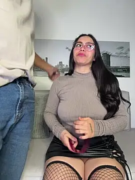 SophieRoyals online show from March 30, 2026, 1:12 pm