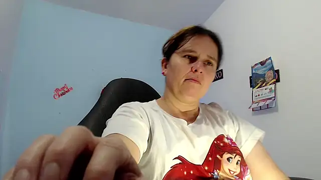 Snapshot of victoria_jones chatting on March 14, 2026, 12:54 pm victoria jones online show from March 14, 2026, 12:54 pm