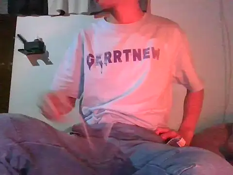 Snapshot of zzl9203 chatting on December 26, 2024, 4:58 pm zzl9203 online show from December 26, 2024, 4:58 pm