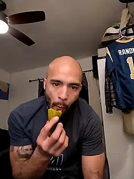 JohnnyDeep187 online show from February 26, 2025, 6:04 am