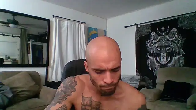 JohnnyDeep187 online show from November 14, 2025, 4:55 am