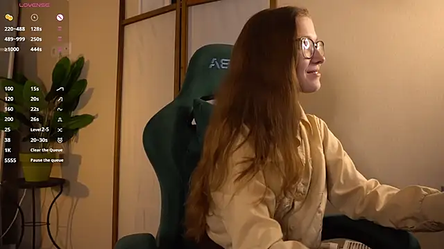 brendacom online show from October 8, 2025, 4:15 pm