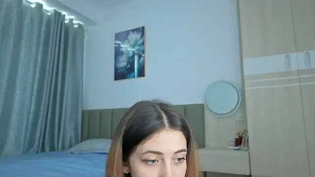 Snapshot of sweety_vikky chatting on May 26, 2026, 12:28 am sweety vikky online show from May 26, 2026, 12:28 am