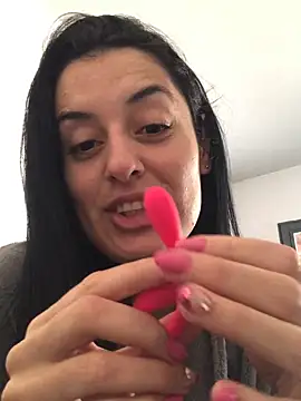 Snapshot of Catmila94 chatting on September 23, 2025, 11:35 am Catmila94 online show from September 23, 2025, 11:35 am