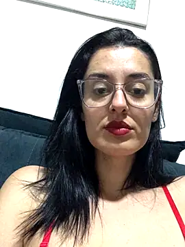 Snapshot of Catmila94 chatting on October 22, 2025, 2:45 am Catmila94 online show from October 22, 2025, 2:45 am