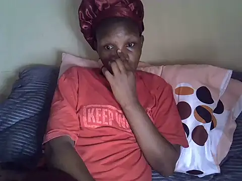 Snapshot of Sweet_serah chatting on March 5, 2026, 3:24 am Sweet serah online show from March 5, 2026, 3:24 am