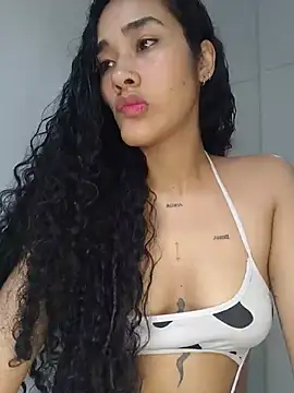 Snapshot of jaderossxx chatting on July 4, 2026, 4:13 pm jaderossxx online show from July 4, 2026, 4:13 pm