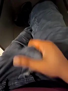 Snapshot of franko1987 chatting on September 28, 2025, 5:24 am franko1987 online show from September 28, 2025, 5:24 am