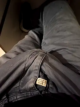 franko1987 online show from November 23, 2025, 4:23 am