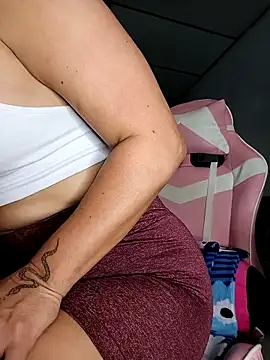 Magica lorena online show from September 30, 2025, 1:16 pm