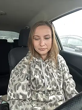 OlgaBuzzz online show from April 13, 2026, 7:58 am