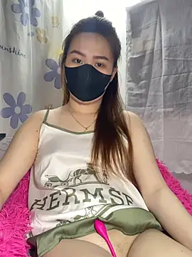 Snapshot of Odette68 chatting on March 13, 2025, 12:56 pm Odette68 online show from March 13, 2025, 12:56 pm