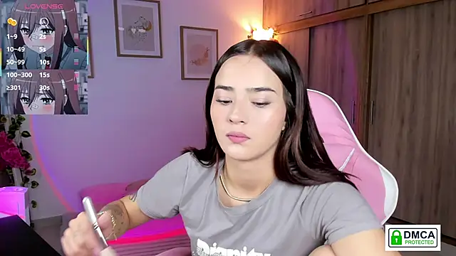 Veronica isaza   online show from September 23, 2025, 12:41 pm