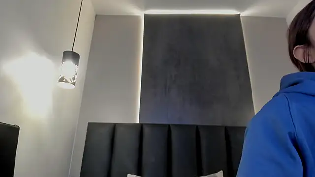 AbbyWathson online show from February 9, 2026, 11:58 am