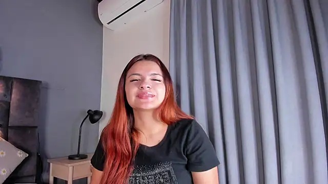 Snapshot of AbbyWathson chatting on March 4, 2026, 12:00 pm AbbyWathson online show from March 4, 2026, 12:00 pm