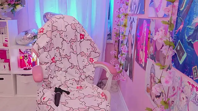 Coconut Mia online show from February 12, 2026, 8:59 pm