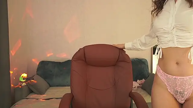 Victoria1Love online show from February 1, 2025, 2:58 am