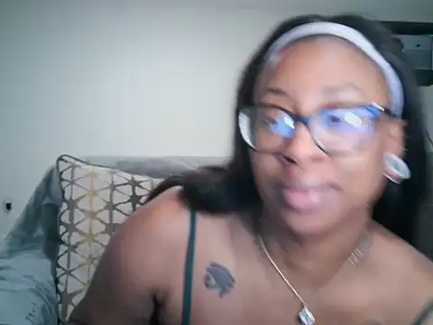 Nyxie Chaos online show from June 17, 2026, 2:07 pm