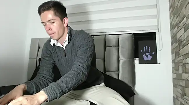 Snapshot of Eliantg chatting on January 4, 2025, 1:21 am Eliantg online show from January 4, 2025, 1:21 am