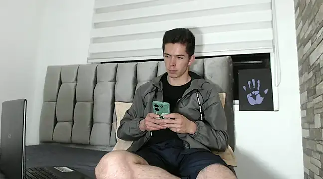 Snapshot of Eliantg chatting on January 12, 2025, 12:49 am Eliantg online show from January 12, 2025, 12:49 am