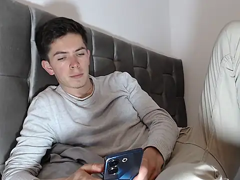 Snapshot of Eliantg chatting on September 18, 2025, 11:29 pm Eliantg online show from September 18, 2025, 11:29 pm