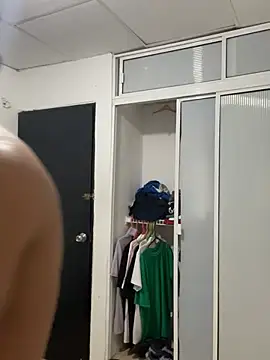 Mentriplex online show from February 2, 2026, 12:20 am