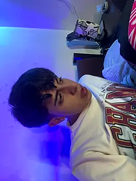 pipeynick online show from December 5, 2024, 10:45 pm