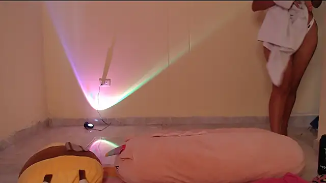 Snapshot of _maiahairy_ chatting on January 21, 2025, 1:11 pm  maiahairy  online show from January 21, 2025, 1:11 pm