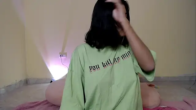 Snapshot of _maiahairy_ chatting on January 24, 2025, 11:48 am  maiahairy  online show from January 24, 2025, 11:48 am