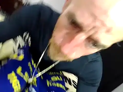 Snapshot of 5g4ever chatting on December 4, 2024, 4:43 am 5g4ever online show from December 4, 2024, 4:43 am